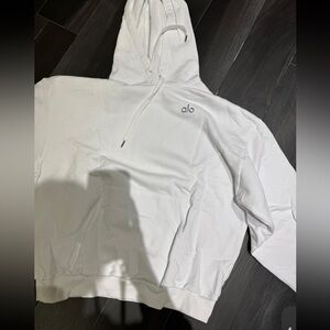 ALO Yoga Women’s White Crewneck Hoodie Sweatshirt